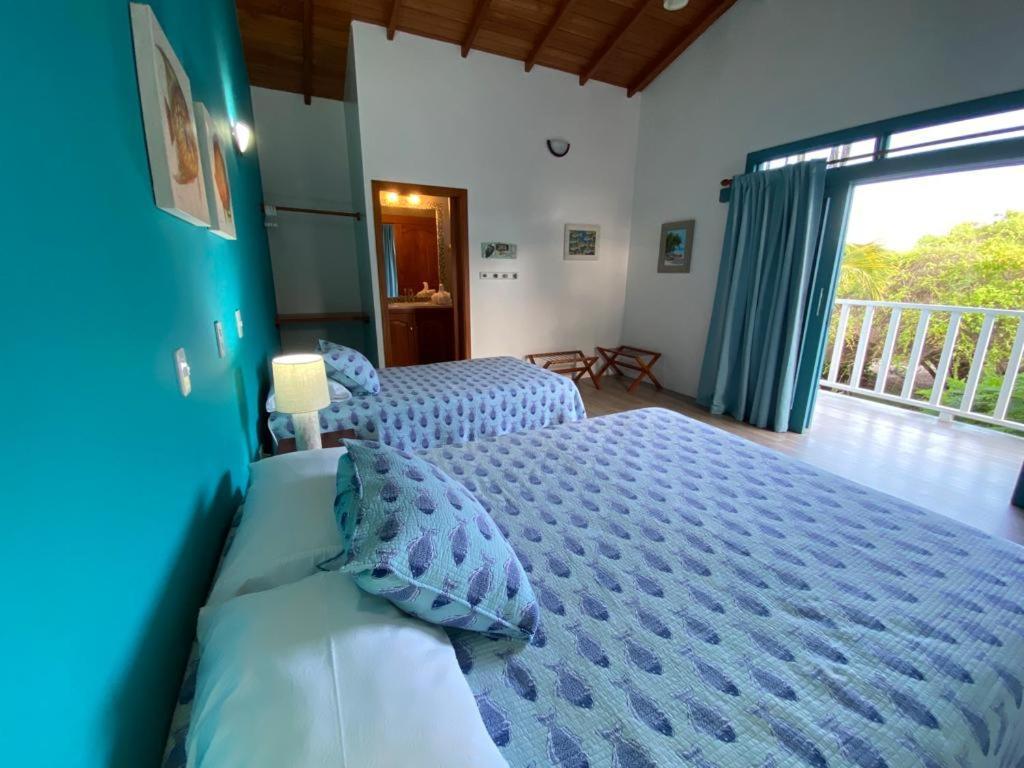 The Isabela Beach House Puerto Villamil Exteriör bild